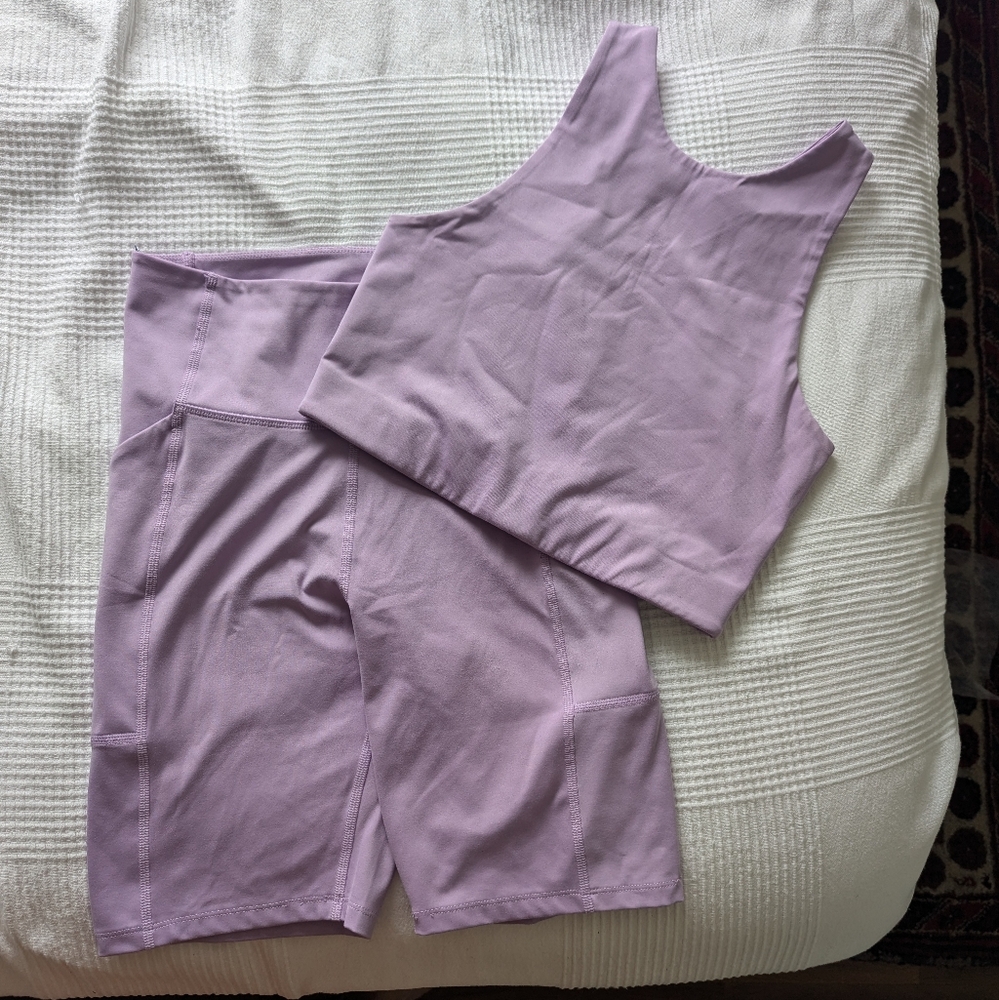 Girlfriend collective pocket bike short and Dylan bra set